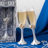 Interlocking Heart Toasting Flutes (Set of 2)