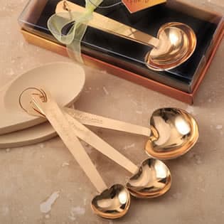 Love beyond measure set of 3 Gold stainless steel heart shaped measuring spoons